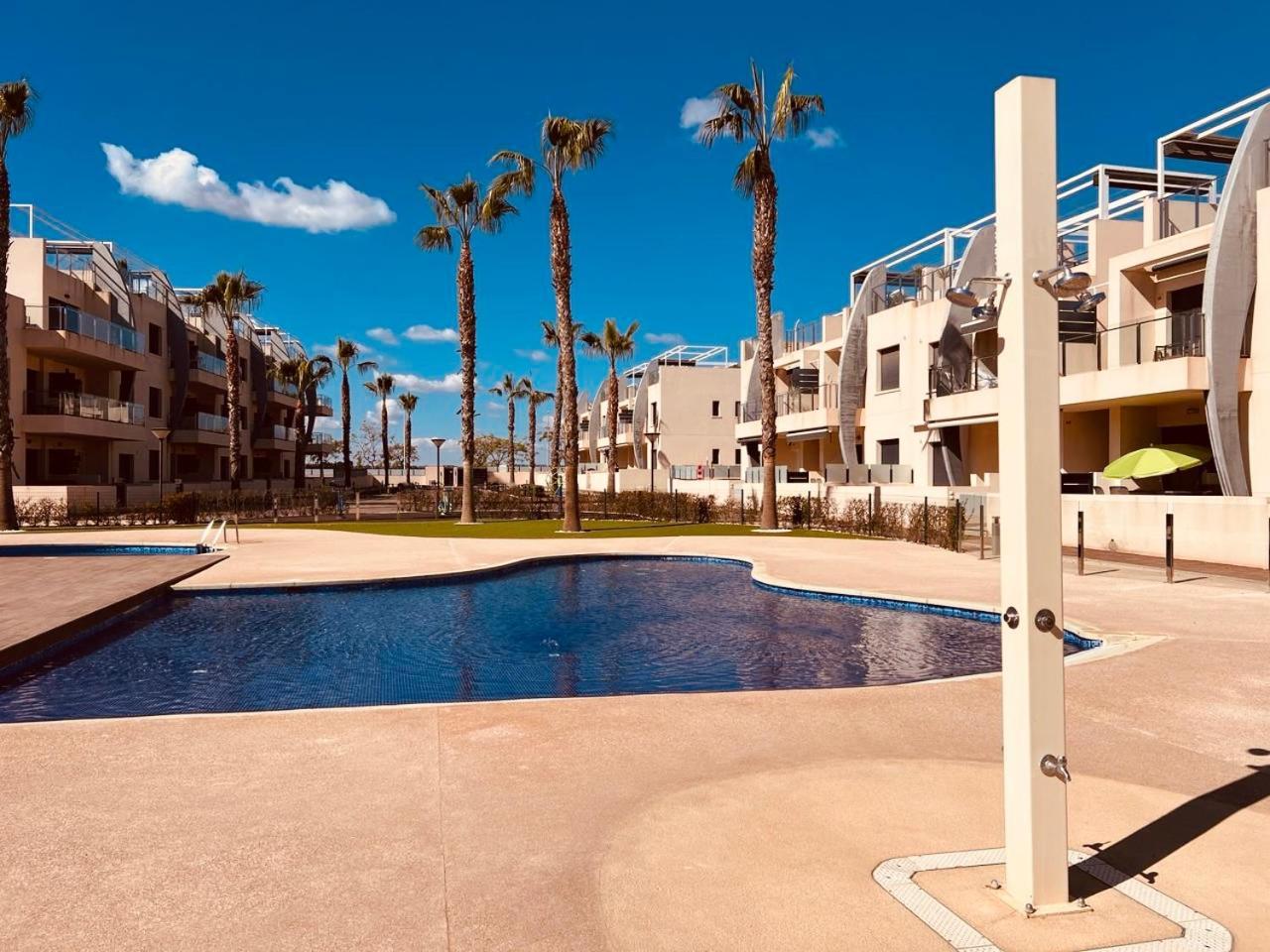 Elisa Bay Apartment Mil Palmeras Torre de la Horadada Exterior photo
